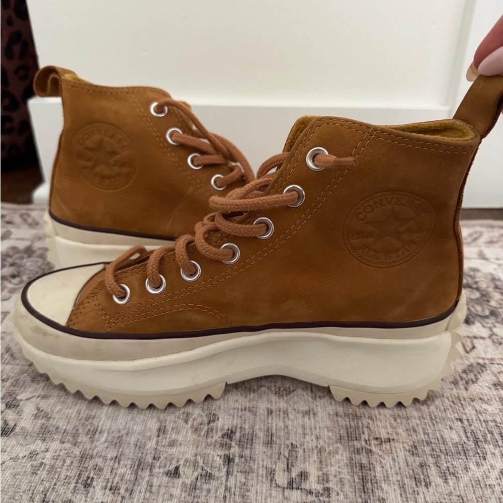 Converse Women’s Tan Platform Lug Sole High-Top Sneakers